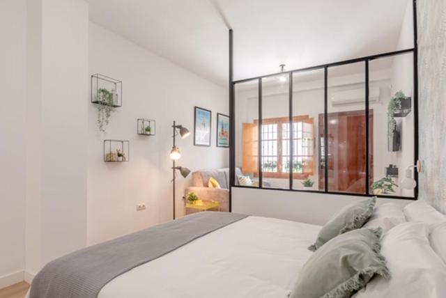 Loft And Bike Alameda Apartment Seville Luaran gambar
